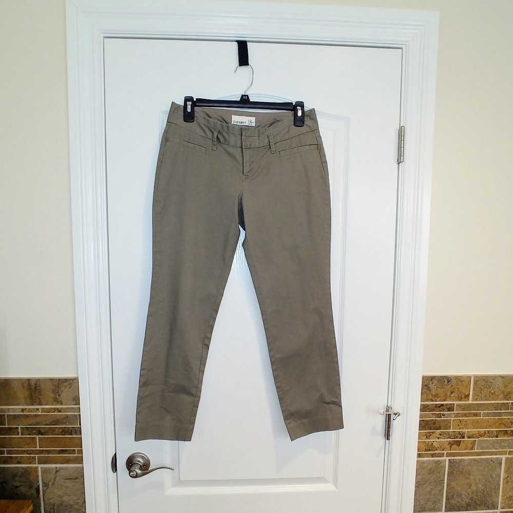 ✅ Old Navy - Skinny, Ankle Length Pants - 2R
